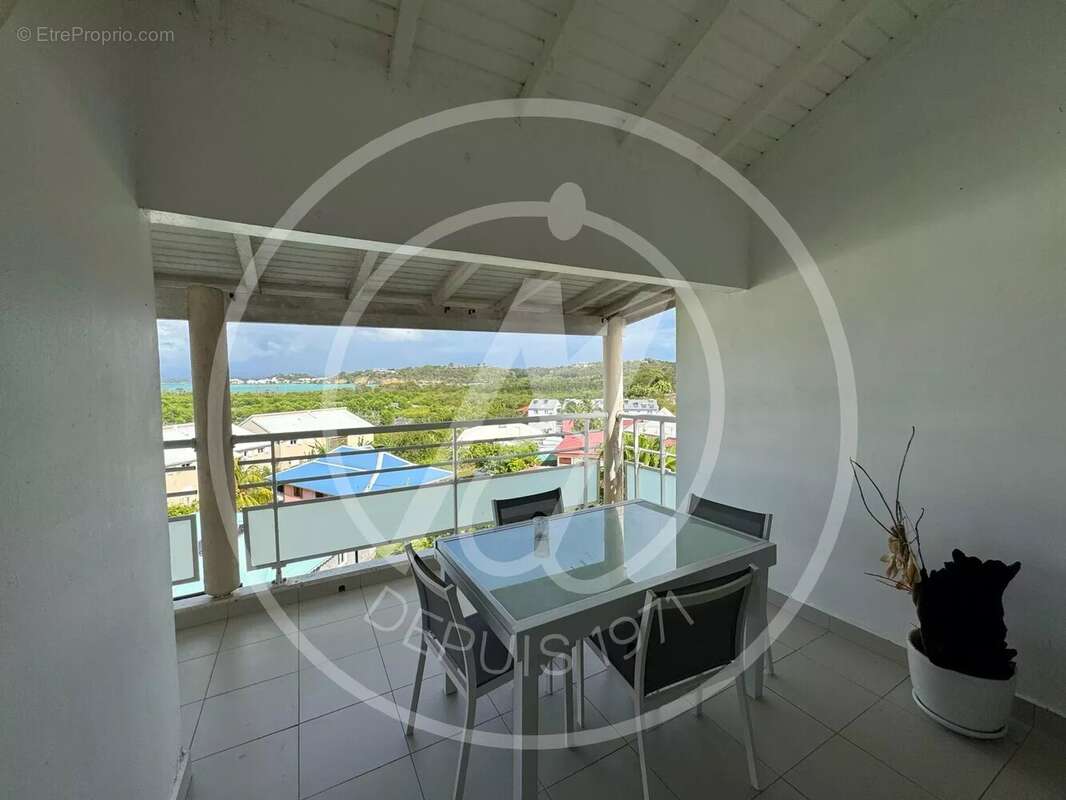 Appartement à LE GOSIER