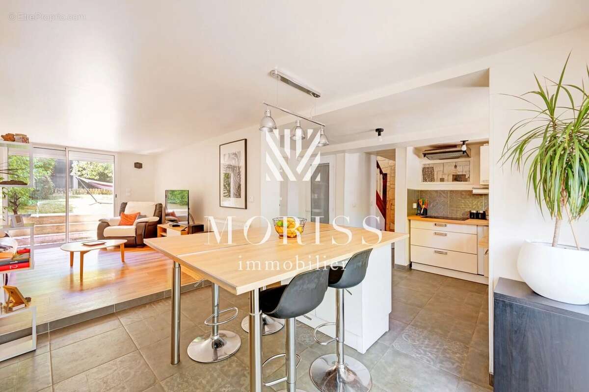 Maison à FONTENAY-SOUS-BOIS