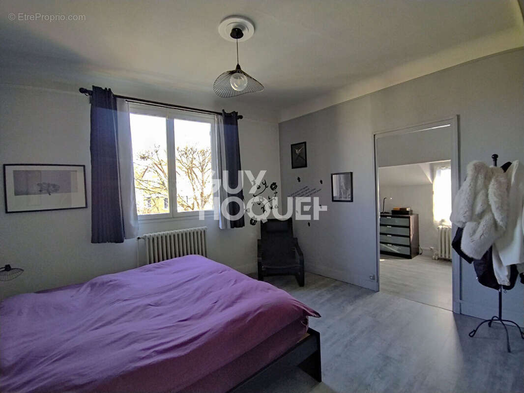 Maison à L&#039;HAY-LES-ROSES