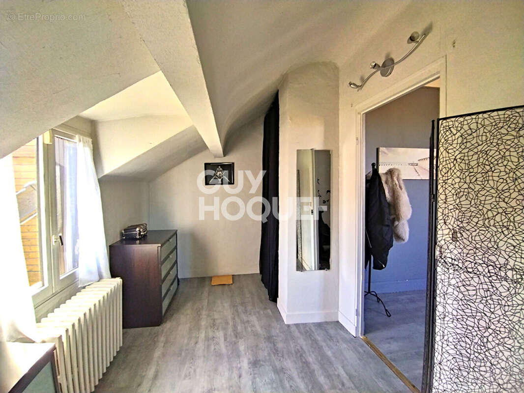 Maison à L&#039;HAY-LES-ROSES