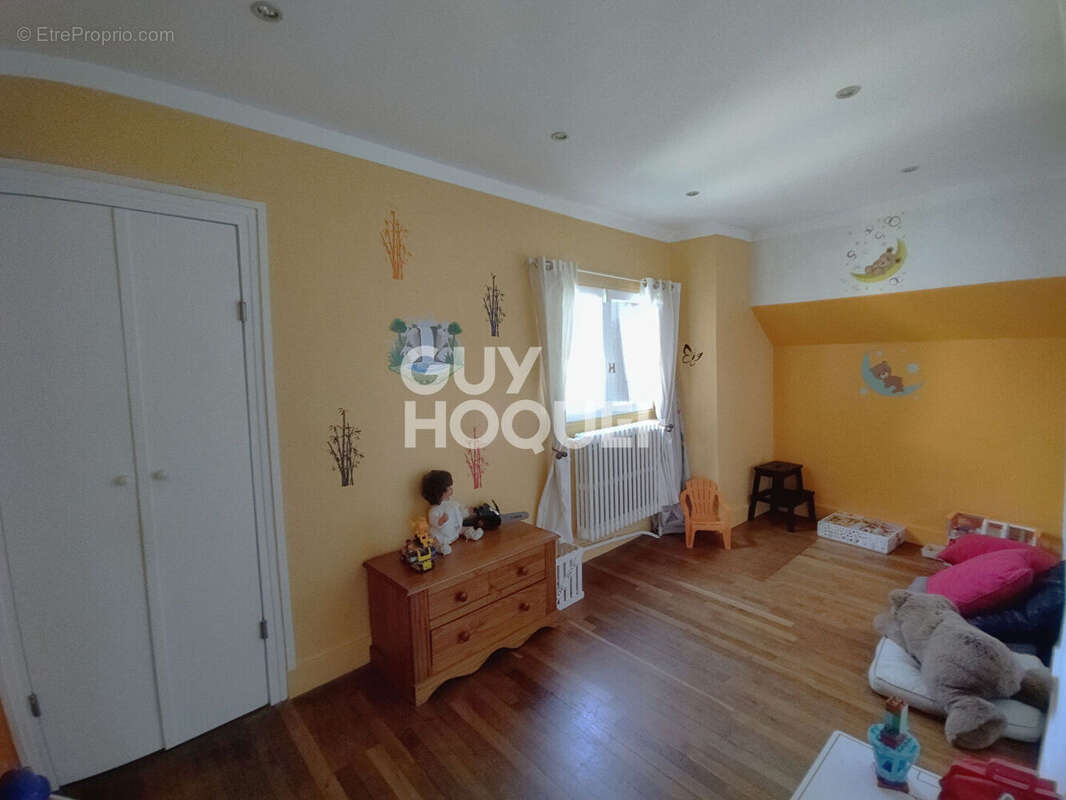 Maison à L&#039;HAY-LES-ROSES