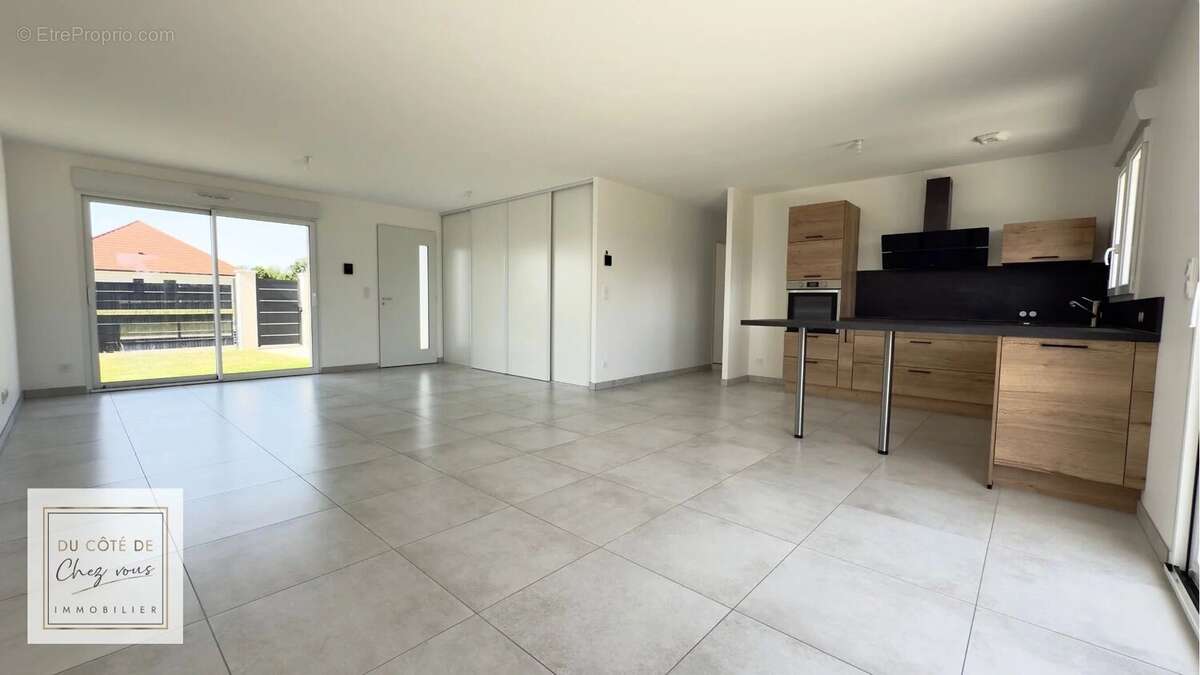 Maison à BREVIANDES