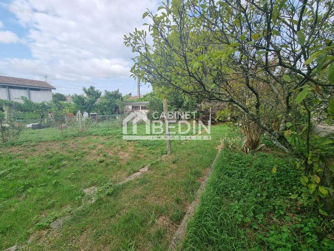 Terrain à LIBOURNE
