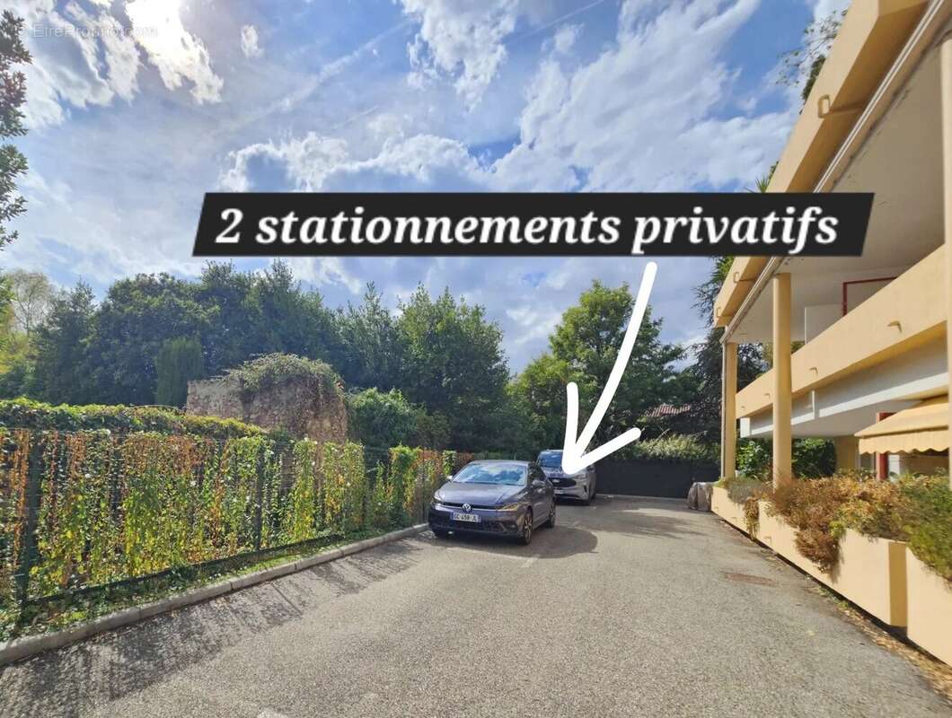 Appartement à SOLLIES-PONT