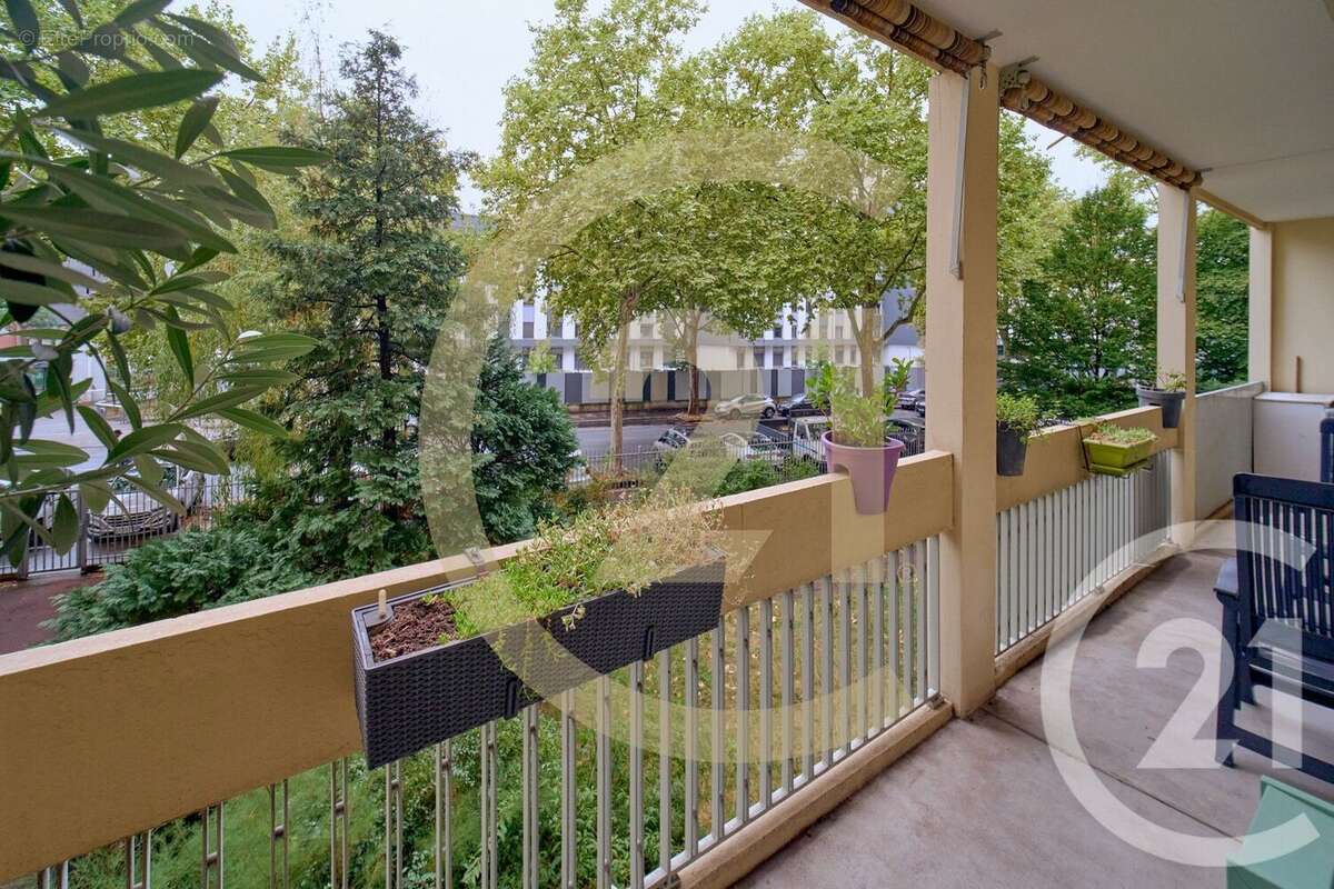 Appartement à LYON-8E