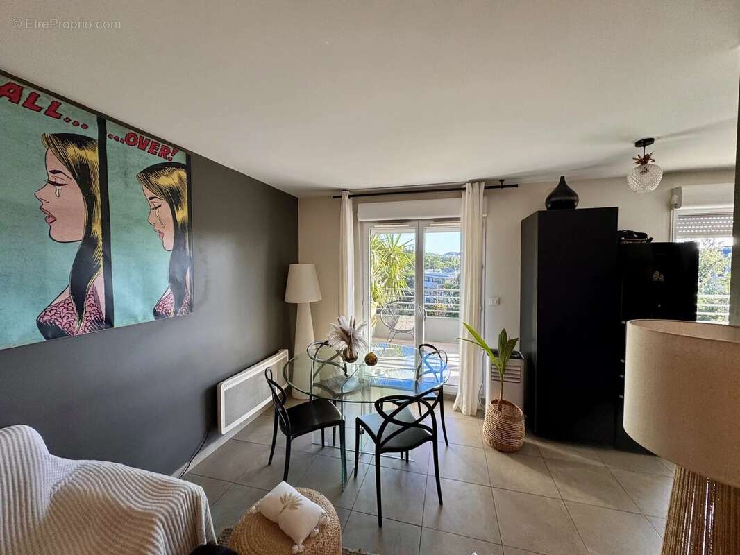 Appartement à MARSEILLE-10E