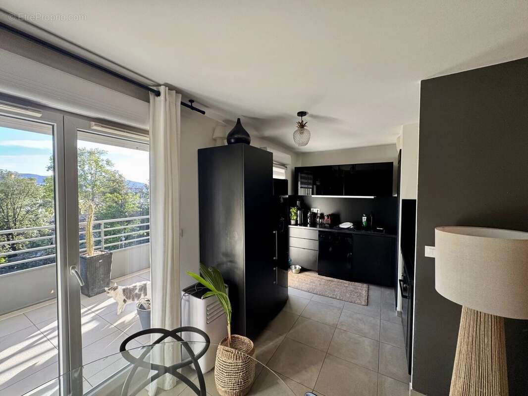 Appartement à MARSEILLE-10E