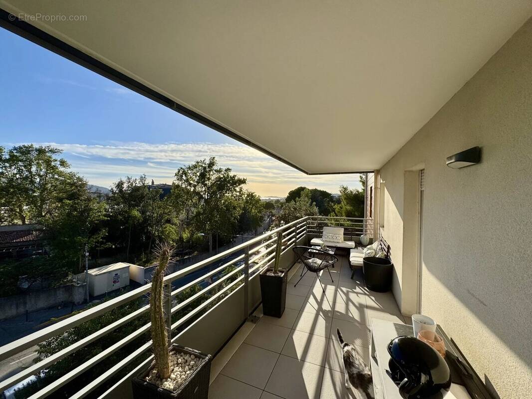 Appartement à MARSEILLE-10E