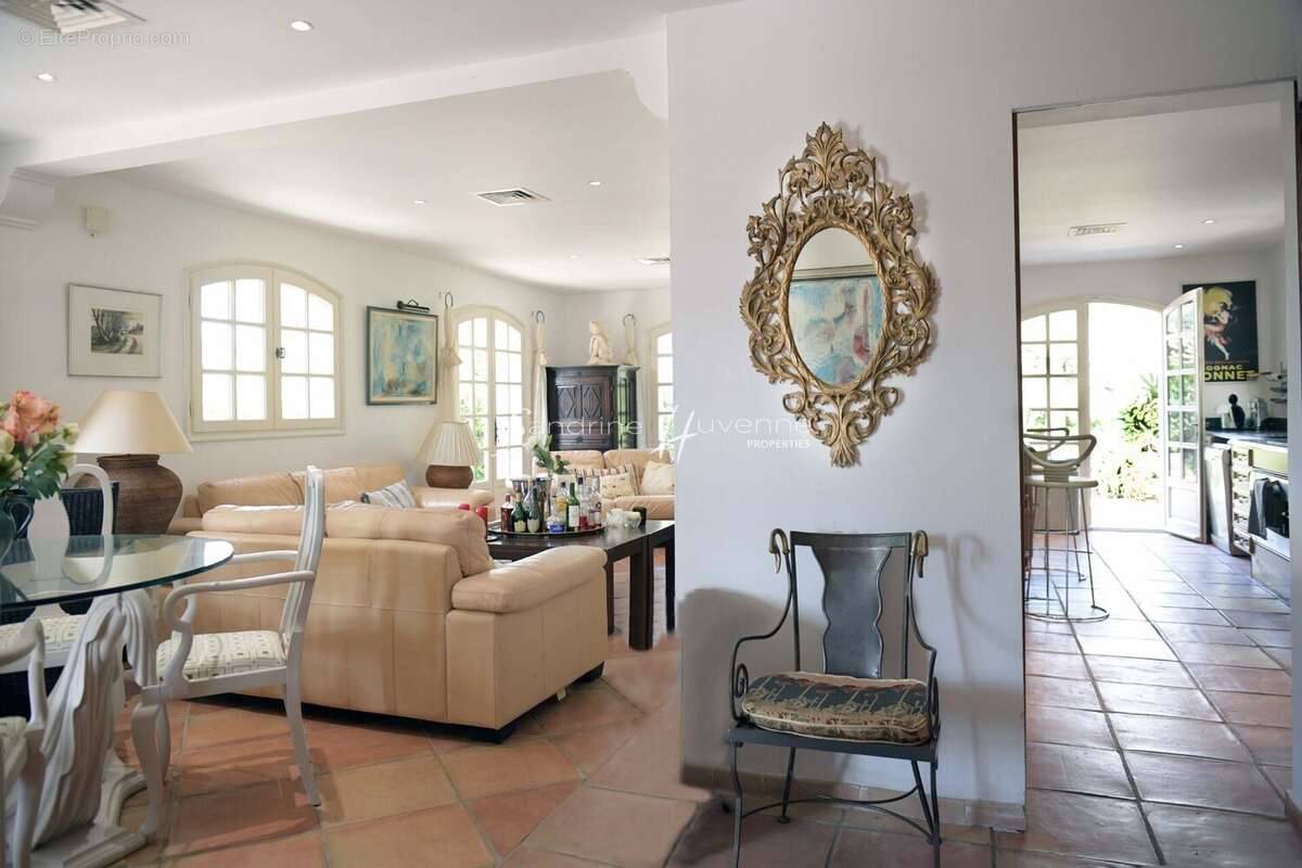 Maison à LA CROIX-VALMER