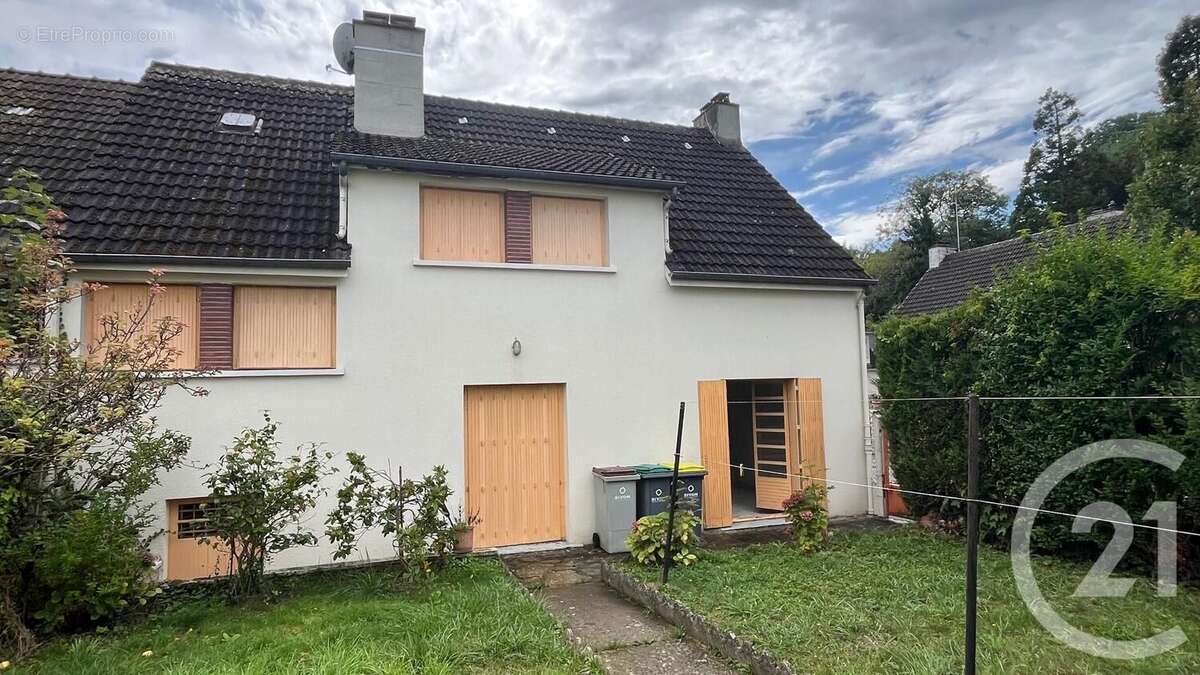 Maison à BRIE-COMTE-ROBERT