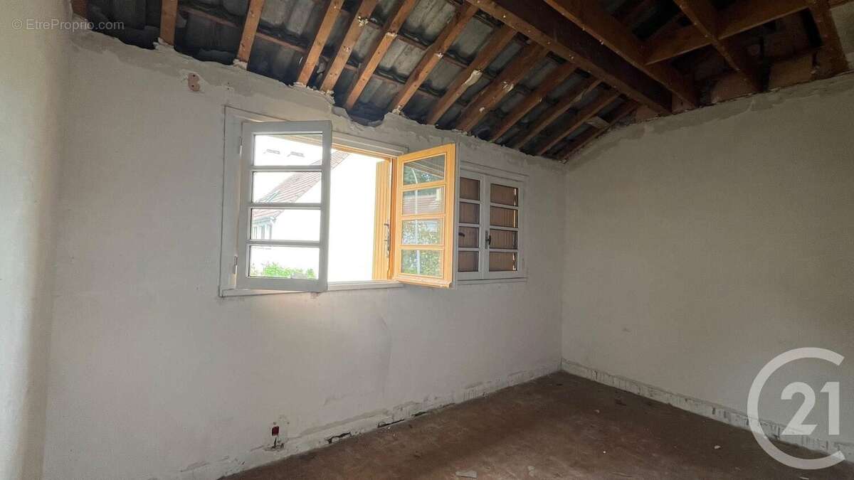 Maison à BRIE-COMTE-ROBERT