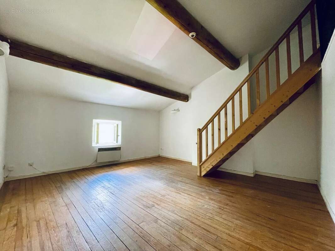 Appartement à VAISON-LA-ROMAINE