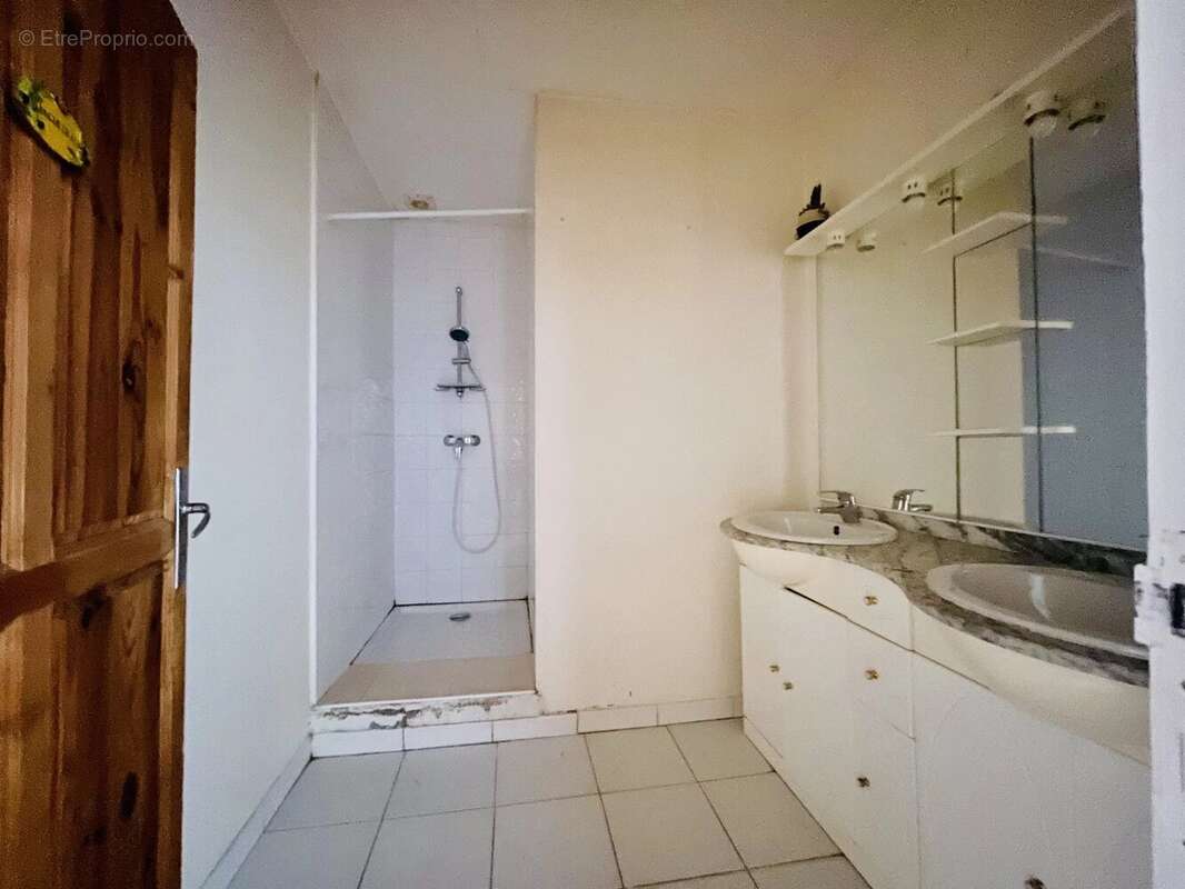 Appartement à VAISON-LA-ROMAINE