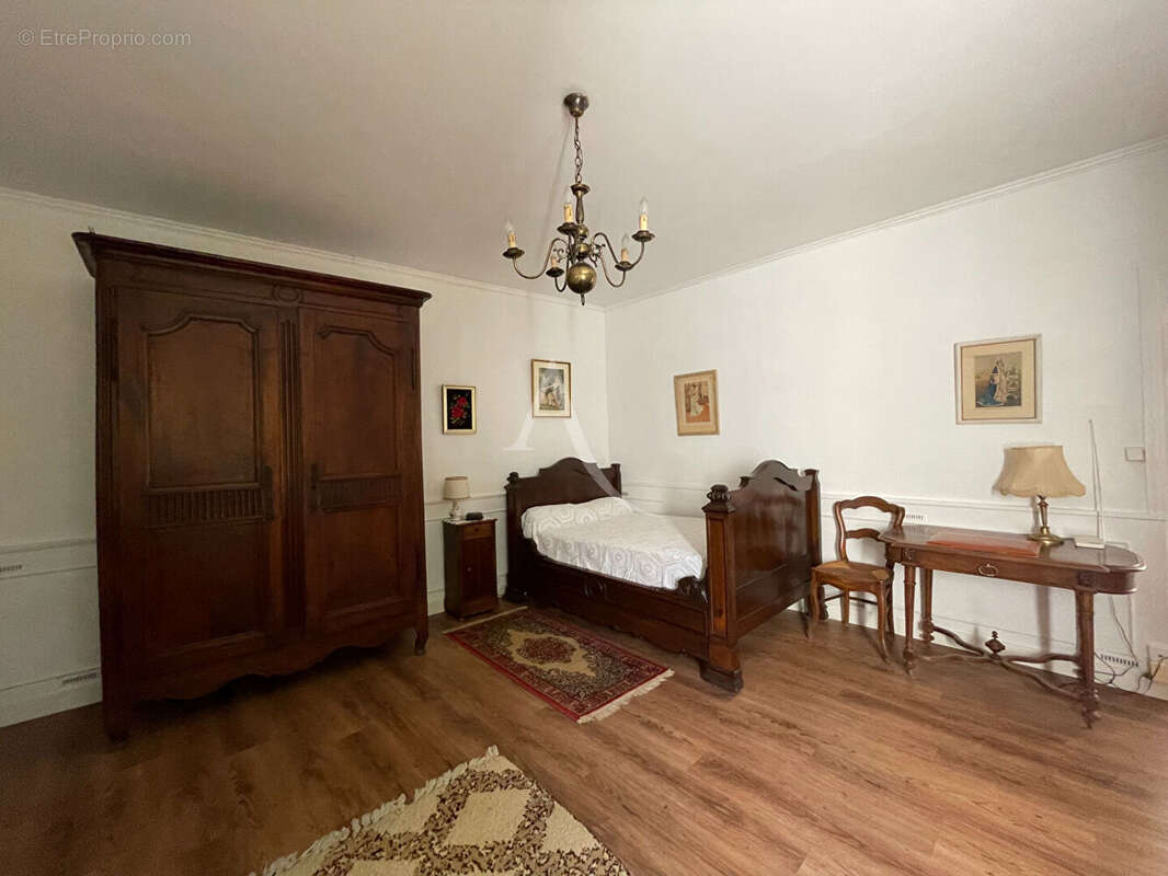 Maison à MONTRICHARD