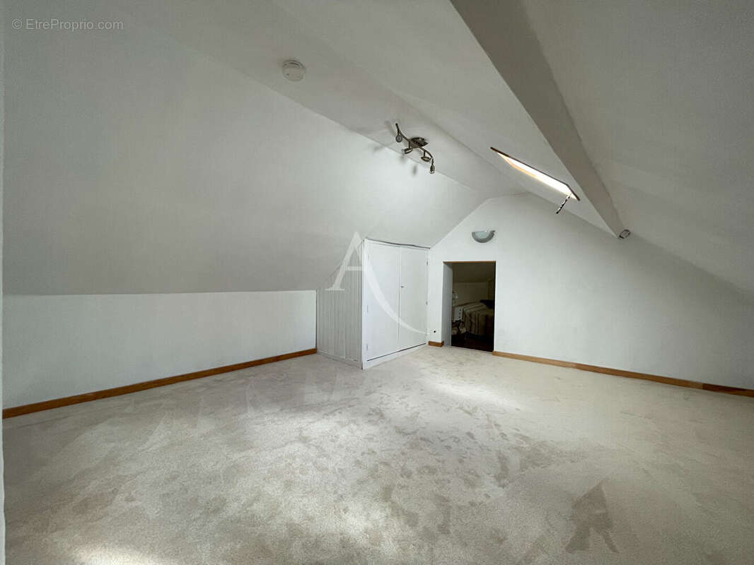 Maison à MONTRICHARD