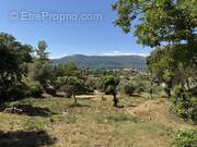 Terrain à MOUANS-SARTOUX