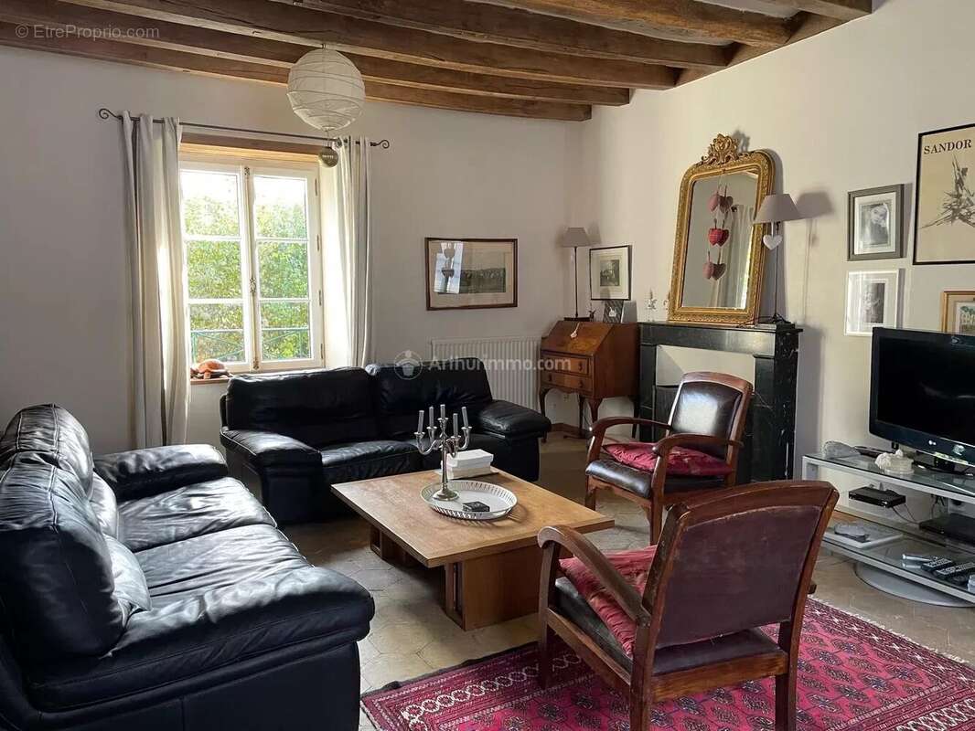 Maison à SAINT-GEORGES-DE-LA-COUEE