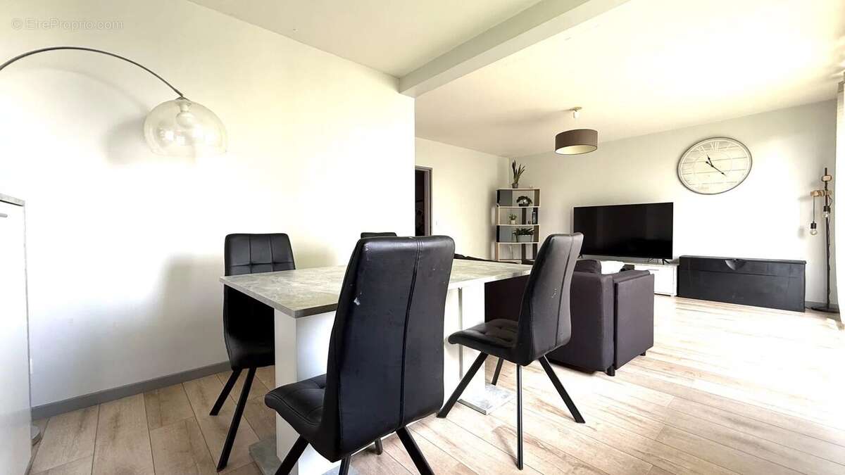 Appartement à DOMONT