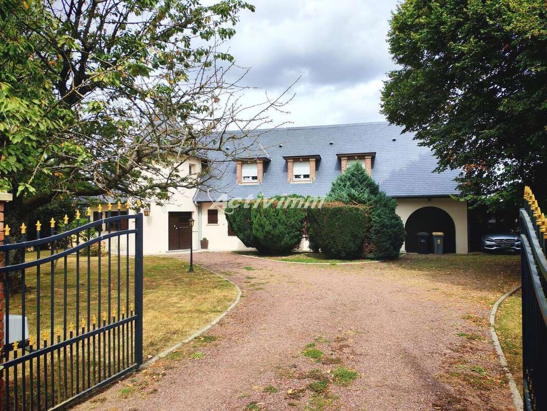 4272 2 - Maison à FLERS