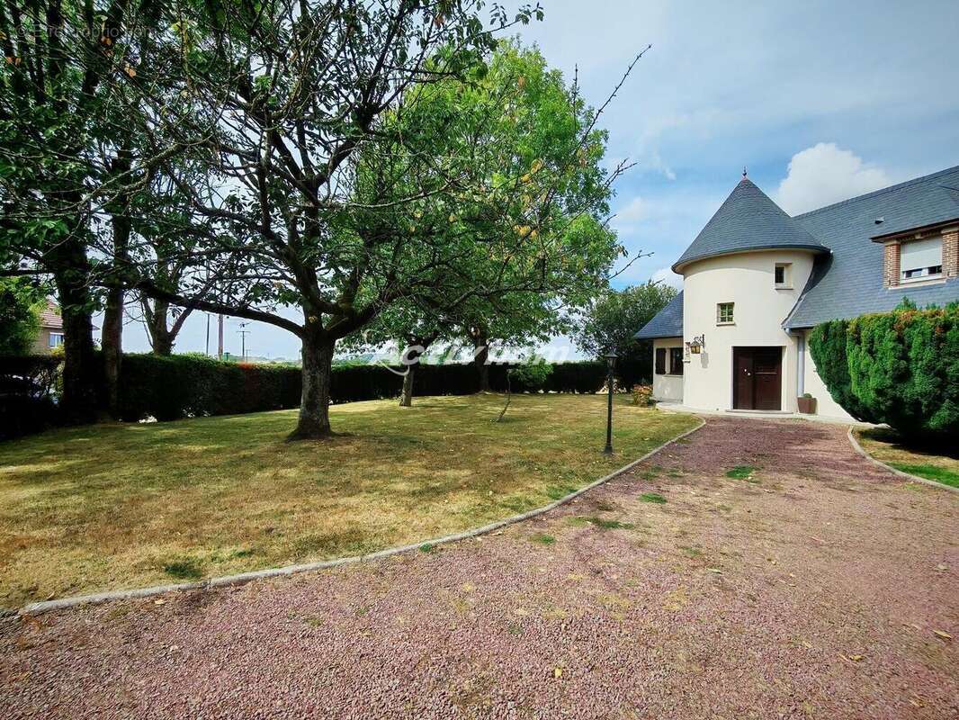 4272 33 - Maison à FLERS