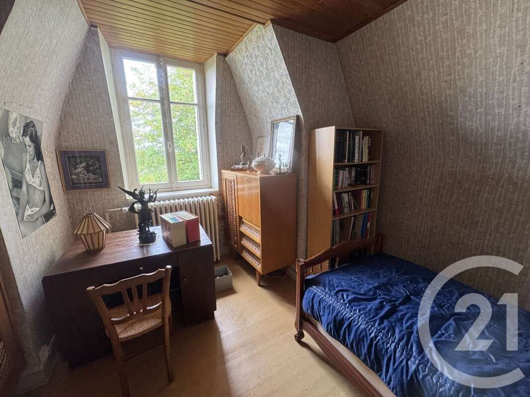 Maison à SAINT-REVERIEN