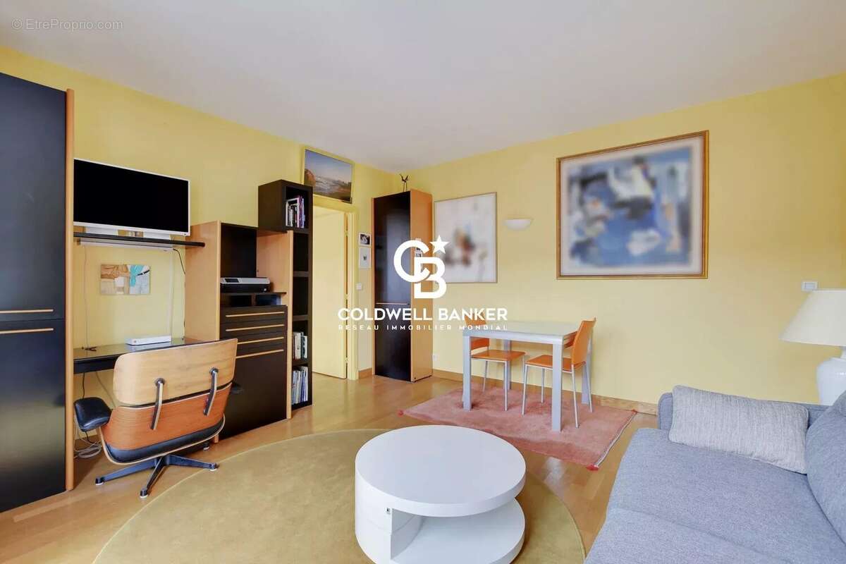 Appartement à PARIS-6E