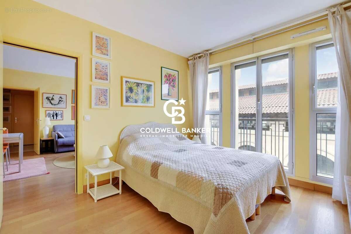 Appartement à PARIS-6E