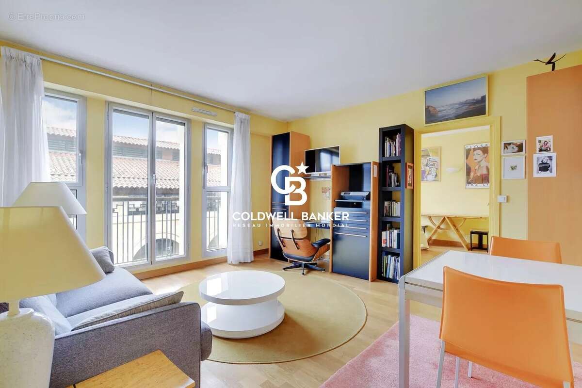 Appartement à PARIS-6E