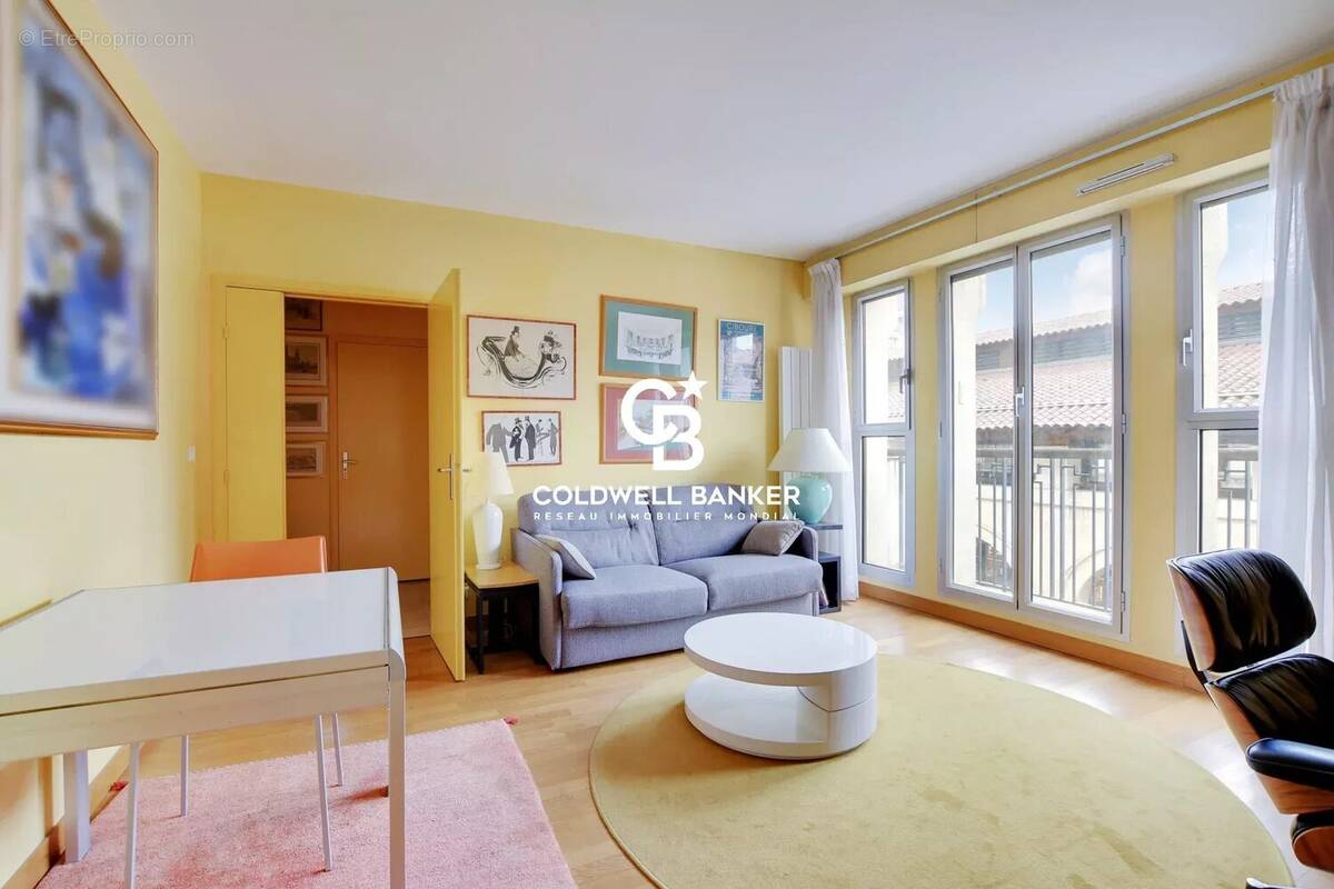 Appartement à PARIS-6E
