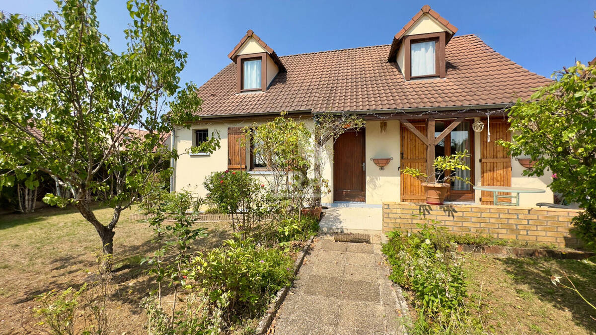 Maison à ANGERVILLE