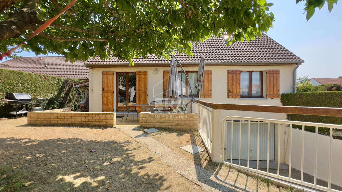 Maison à ANGERVILLE