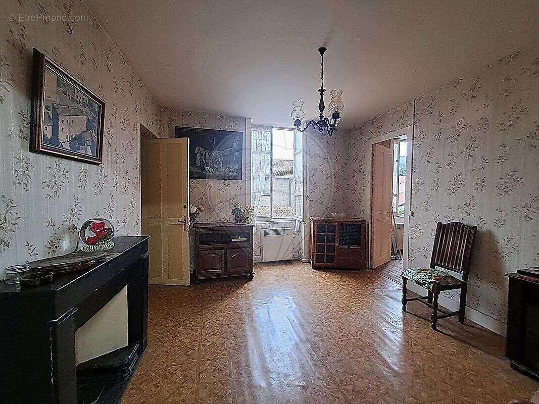 Appartement à SAINT-LAGER