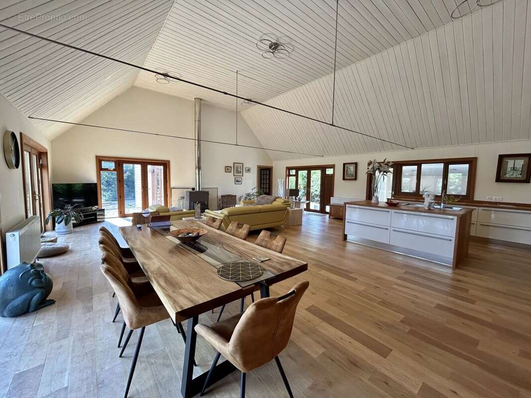 Maison à SAINT-ROMAIN