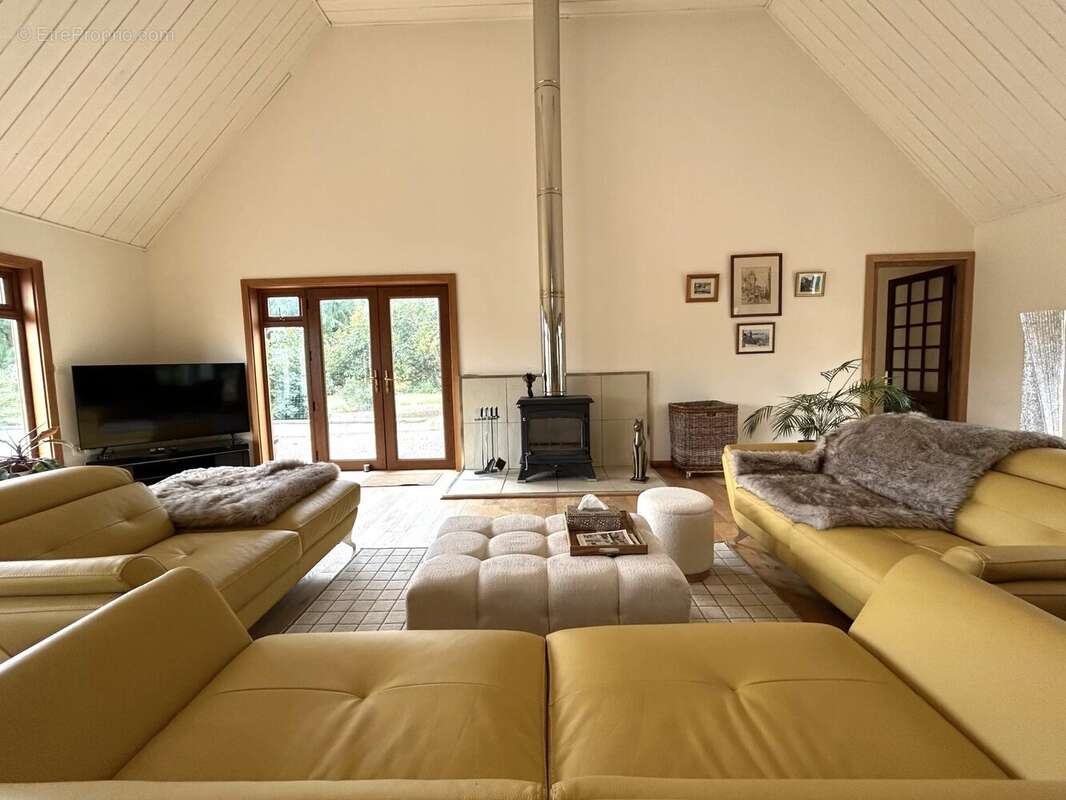 Maison à SAINT-ROMAIN