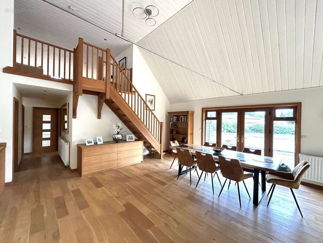 Maison à SAINT-ROMAIN