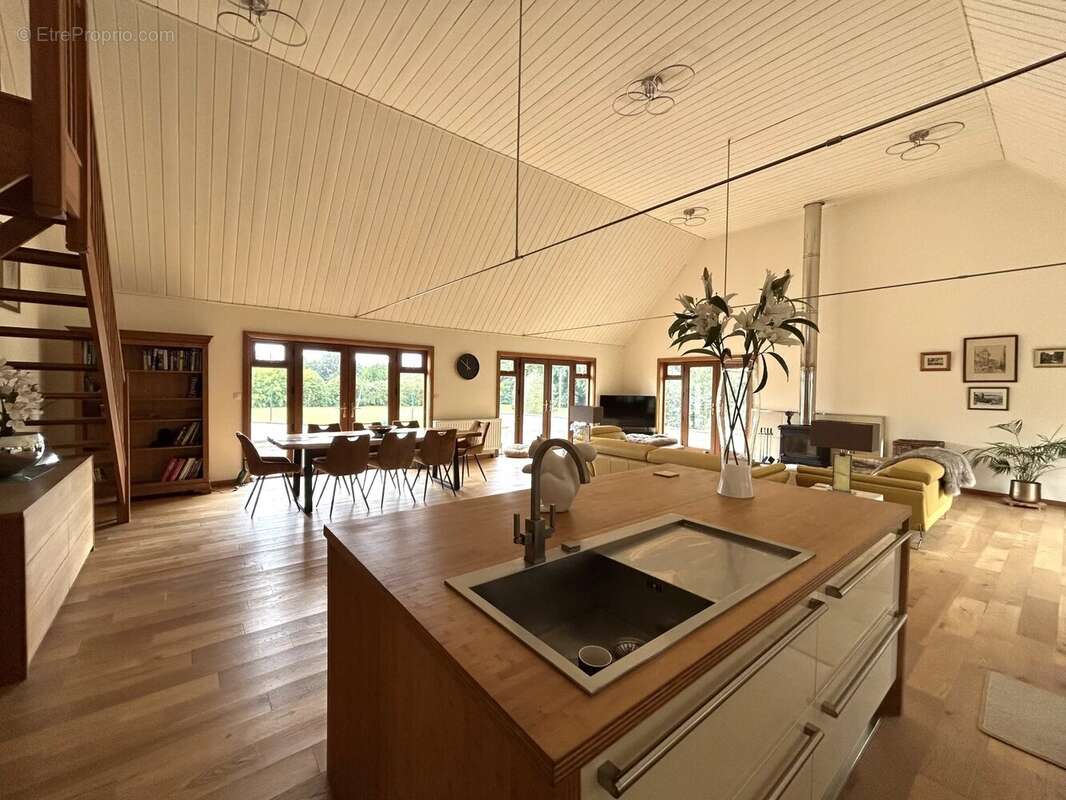 Maison à SAINT-ROMAIN