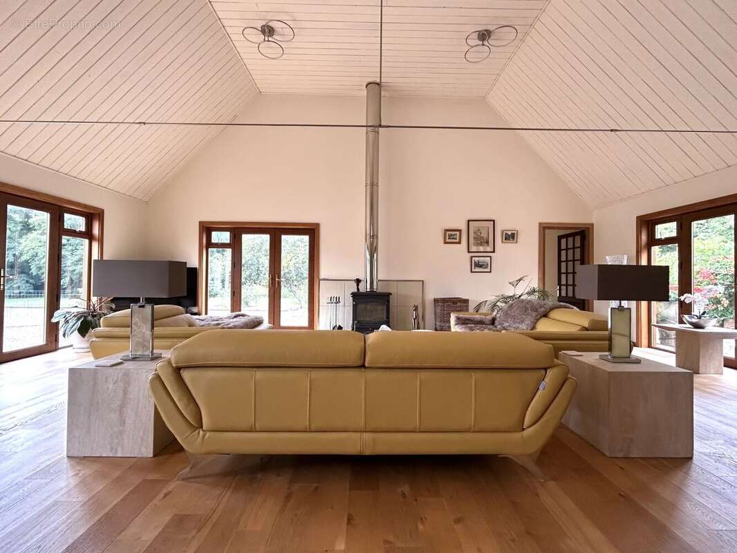 Maison à SAINT-ROMAIN