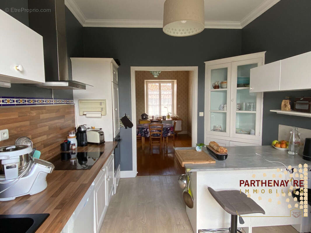 Maison à PARTHENAY