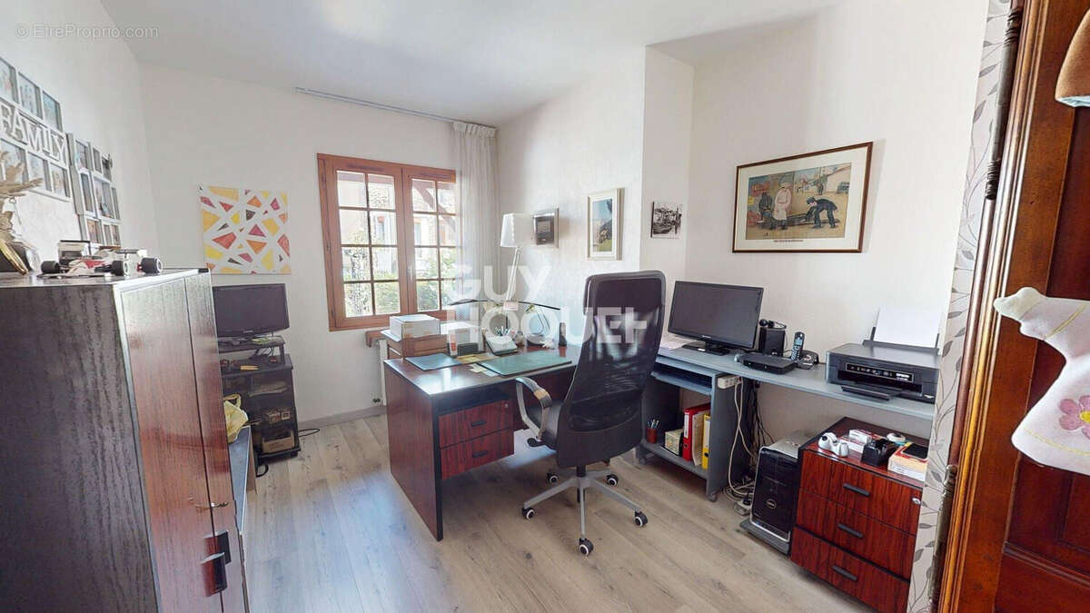 Maison à LES PAVILLONS-SOUS-BOIS