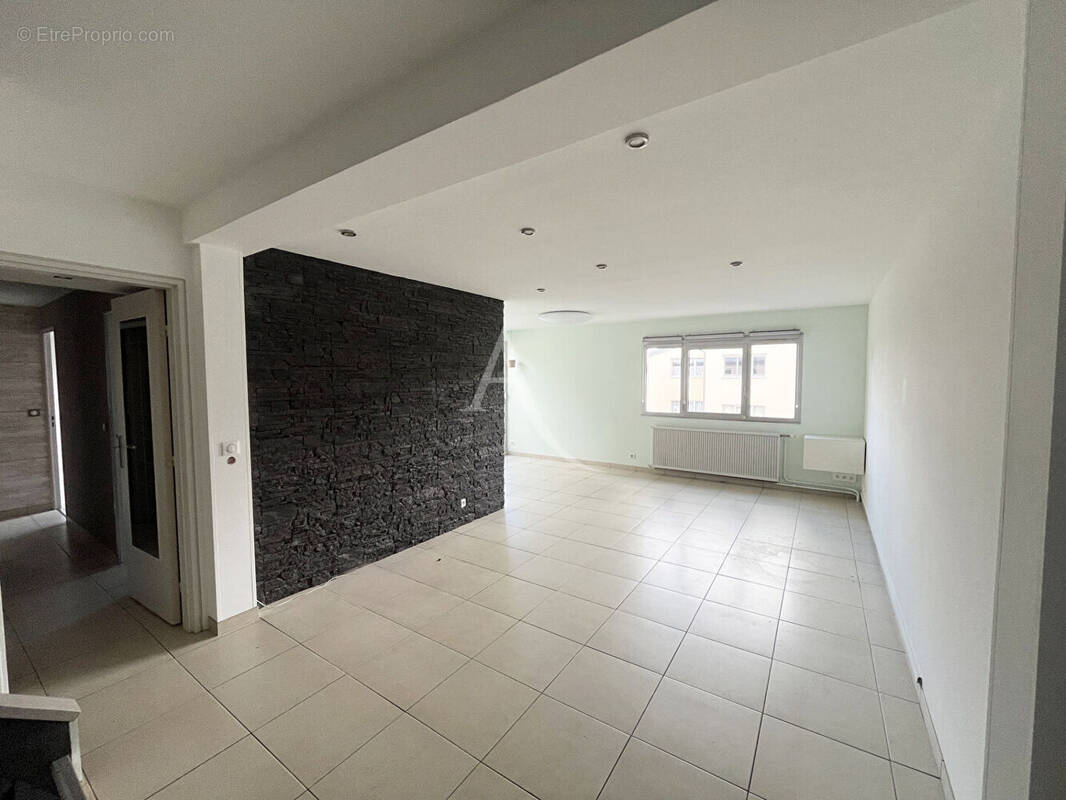 Appartement à DOURDAN