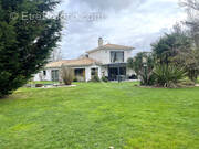 Maison à SAINT-PHILBERT-DE-GRAND-LIEU