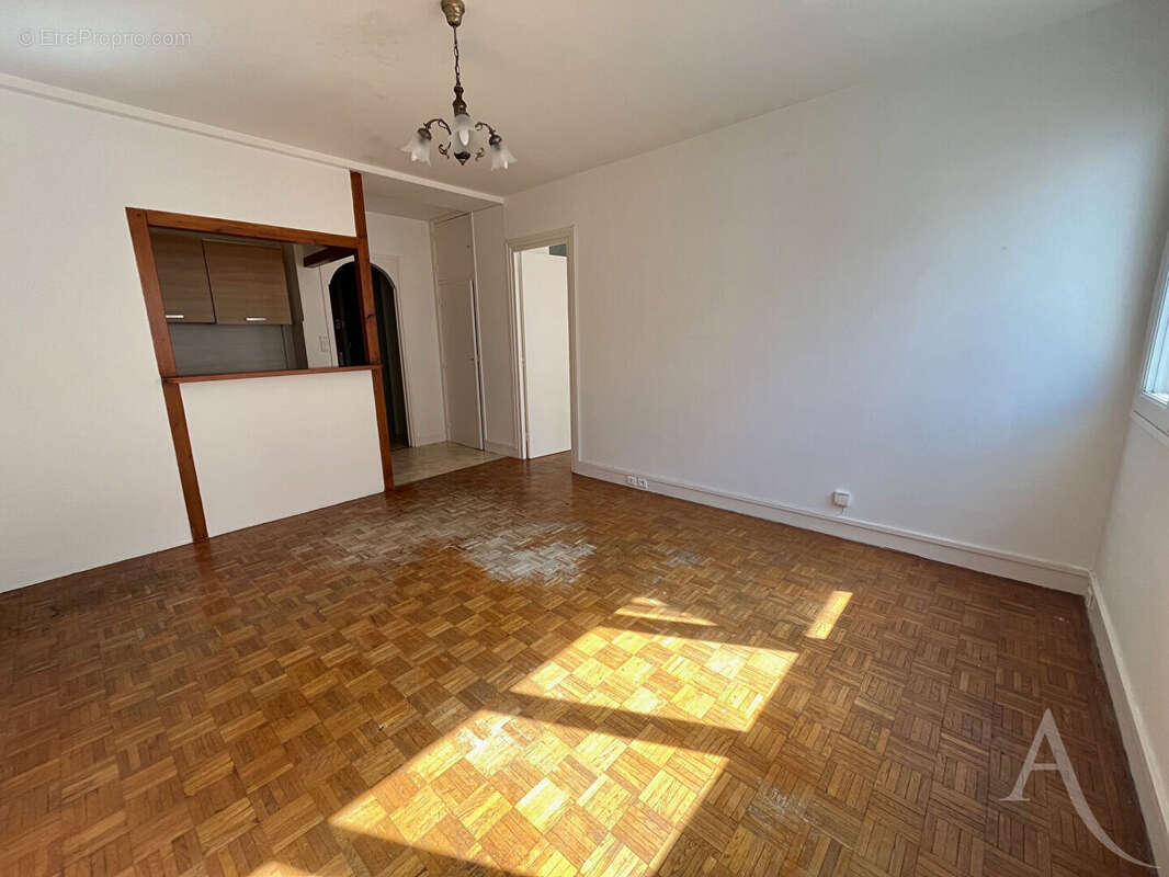 Appartement à MANTES-LA-JOLIE