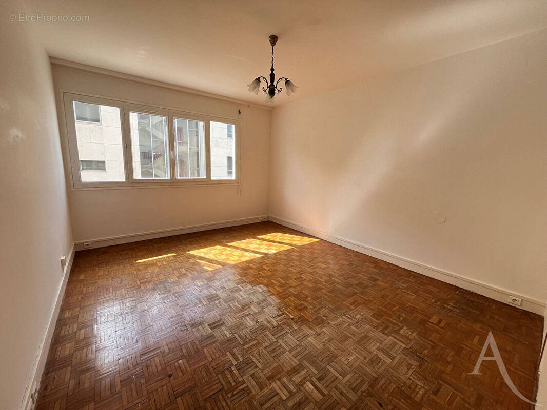 Appartement à MANTES-LA-JOLIE