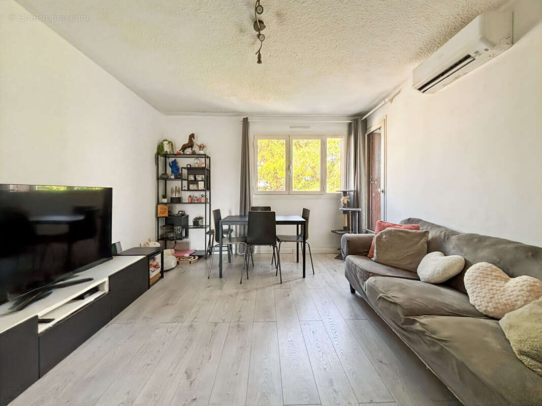 Appartement à MARSEILLE-11E