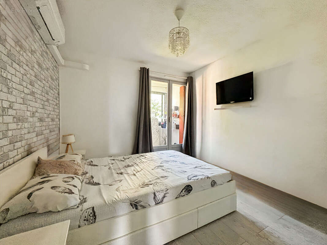 Appartement à MARSEILLE-11E