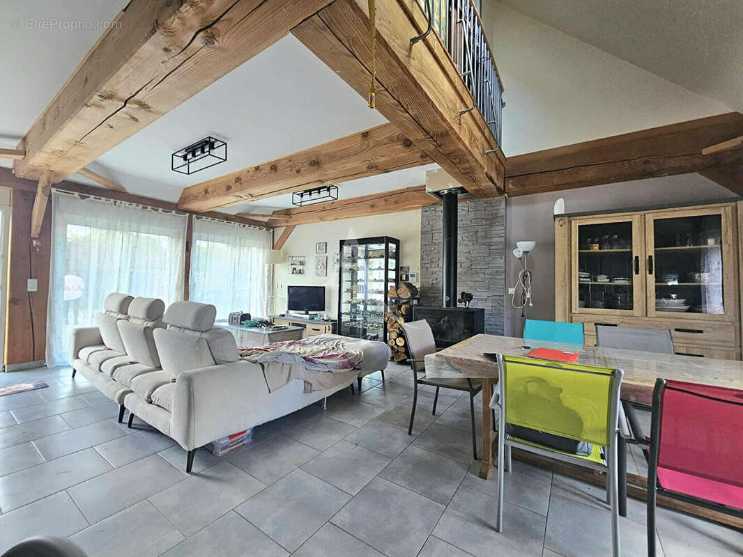 Maison à DOMPIERRE-SUR-AUTHIE