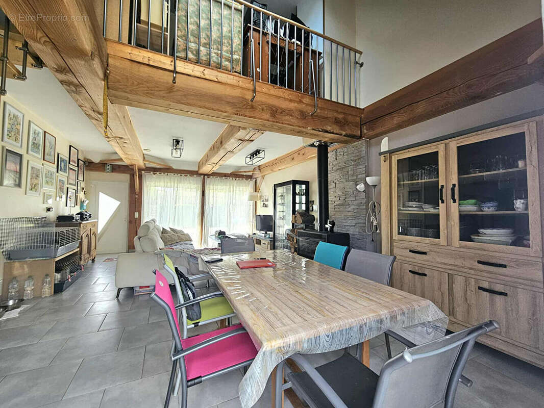 Maison à DOMPIERRE-SUR-AUTHIE