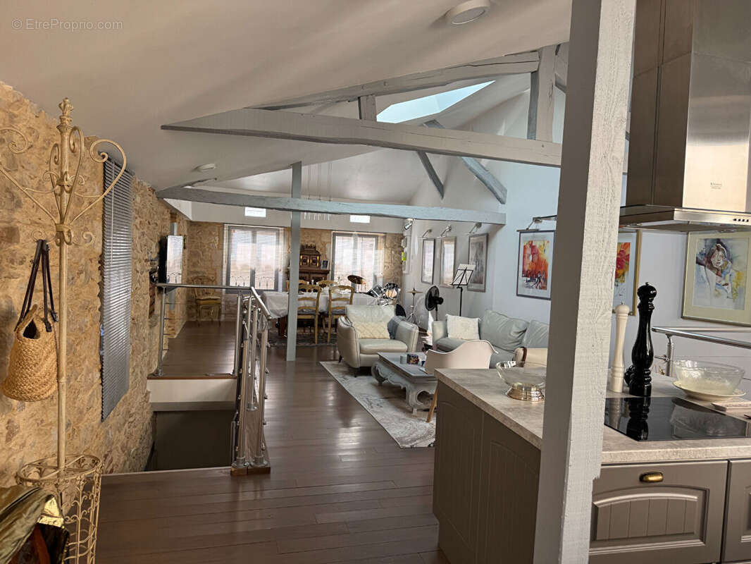 Maison à PUY-L'EVEQUE