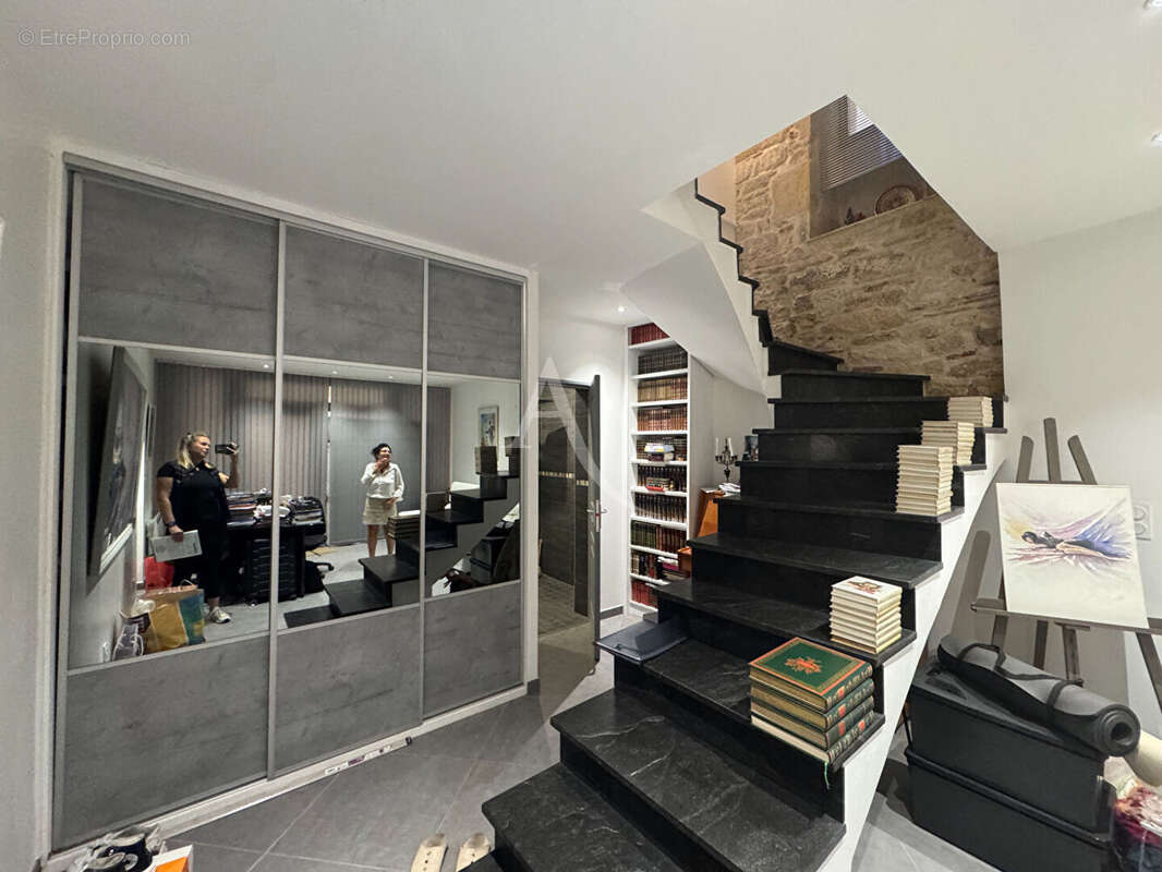 Maison à PUY-L'EVEQUE