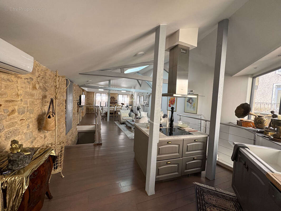 Maison à PUY-L'EVEQUE